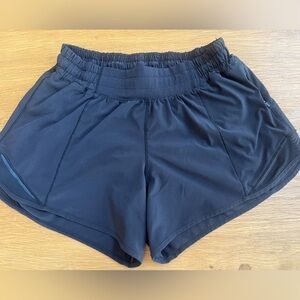 Lululemon Athletica Hotty Hot Low-Rise Lined Short 4”